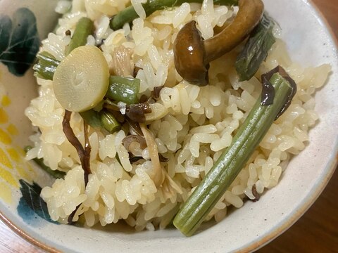 山菜おこわ